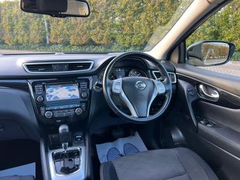 Nissan Qashqai 1.2 DIG-T n-tec+ SUV 5dr Petrol XTRON 2WD Euro 6 (s/s) (115 ps)
