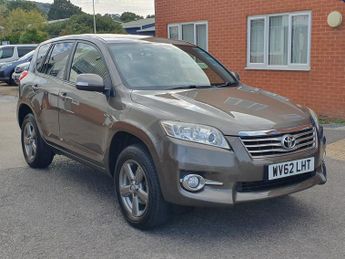 Toyota RAV4 2.2 D-4D XT-R SUV 5dr Diesel Manual 4WD Euro 5 (150 ps)