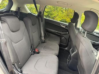 Ford S-Max 2.0 TDCi Titanium MPV 5dr Diesel Powershift Euro 6 (s/s) (180 ps