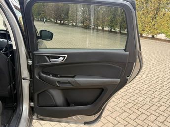 Ford S-Max 2.0 TDCi Titanium MPV 5dr Diesel Powershift Euro 6 (s/s) (180 ps