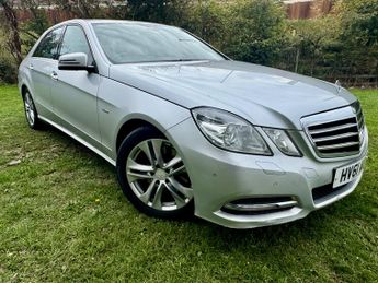 Mercedes E Class 2.1 E250 CDI BlueEfficiency Avantgarde Edition 125 Saloon 4dr Di