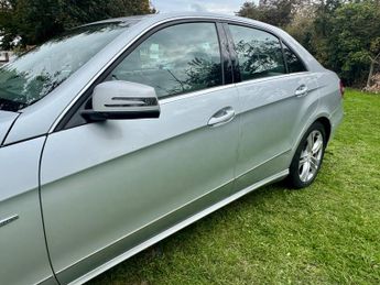 Mercedes-Benz E Class 2.1 E250 CDI BlueEfficiency Avantgarde Edition 125 Saloon 4dr Di
