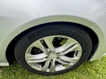 Mercedes-Benz E Class 2.1 E250 CDI BlueEfficiency Avantgarde Edition 125 Saloon 4dr Di