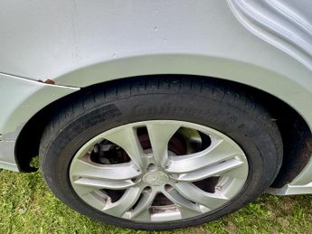 Mercedes-Benz E Class 2.1 E250 CDI BlueEfficiency Avantgarde Edition 125 Saloon 4dr Di