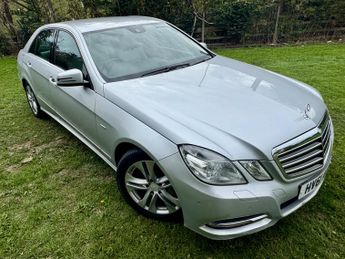 Mercedes-Benz E Class 2.1 E250 CDI BlueEfficiency Avantgarde Edition 125 Saloon 4dr Di