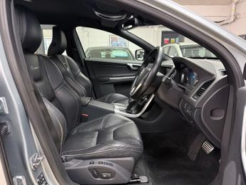 Volvo XC60 2.4 D5 R-Design Lux Nav SUV 5dr Diesel Geartronic AWD Euro 5 (21