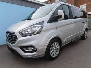 Ford Tourneo Custom 2.0 320 EcoBlue Titanium Minibus 9 SEAT AUTO AIR CON ALLOYS CRUI