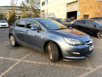 Vauxhall Astra 1.4 16v Excite Hatchback 5dr Petrol Manual Euro 5 (100 ps)