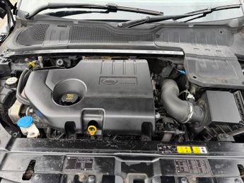 Land Rover Range Rover Evoque 2.0 TD4 SE SUV 5dr Diesel Auto 4WD Euro 6 (s/s) (180 ps)