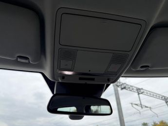 Land Rover Range Rover Evoque 2.0 TD4 SE SUV 5dr Diesel Auto 4WD Euro 6 (s/s) (180 ps)