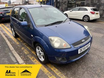 Ford Fiesta 1.25 Zetec Blue Edition Hatchback 5dr Petrol Manual (142 g/km, 7