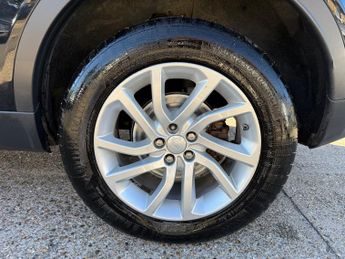 Land Rover Discovery Sport 2.0 TD4 SE SUV 5dr Diesel Auto 4WD Euro 6 (s/s) (180 ps)