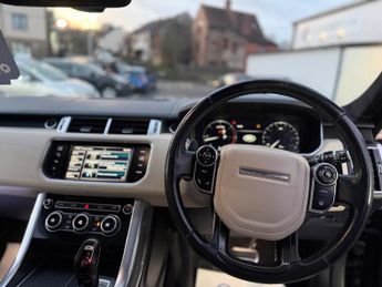 Land Rover Range Rover Sport 3.0 SD V6 Autobiography Dynamic SUV 5dr Diesel Auto 4WD Euro 5 (