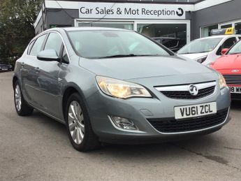 Vauxhall Astra 1.7 CDTi ecoFLEX SE Hatchback 5dr Diesel Manual Euro 5 (125 ps)