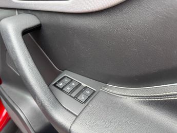 Jaguar F-Pace 2.0 D180 R-Sport SUV 5dr Diesel Auto AWD Euro 6 (s/s) (180 ps)