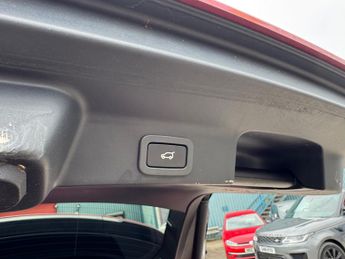 Jaguar F-Pace 2.0 D180 R-Sport SUV 5dr Diesel Auto AWD Euro 6 (s/s) (180 ps)