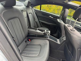 Mercedes-Benz CLS Class 3.0 CLS350d V6 AMG Line (Premium) Coupe 4dr Diesel G-Tronic+ Eur