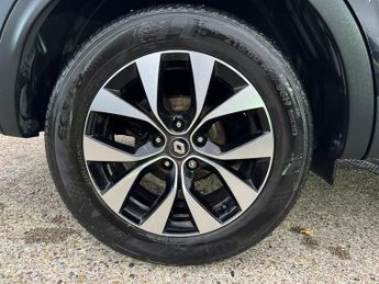 Renault Arkana 1.3 TCe MHEV Iconic SUV 5dr Petrol EDC 2WD Euro 6 (s/s) (140 ps)