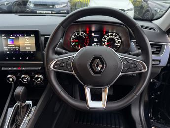 Renault Arkana 1.3 TCe MHEV Iconic SUV 5dr Petrol EDC 2WD Euro 6 (s/s) (140 ps)
