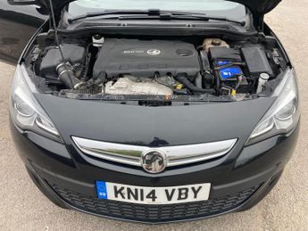 Vauxhall Astra 2.0 CDTi SRi Coupe 3dr Diesel Auto Euro 5 (165 ps)
