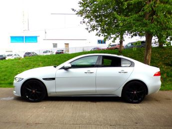 Jaguar XE 2.0d R-Sport Saloon 4dr Diesel Auto Euro 6 (s/s) (180 ps)