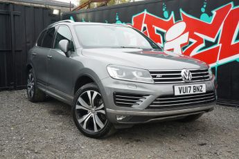 Volkswagen Touareg 3.0 TDI V6 BlueMotion Tech R-Line SUV 5dr Diesel Tiptronic 4WD E
