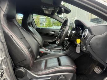 Mercedes-Benz GLA 2.1 GLA220d AMG Line (Premium) SUV 5dr Diesel 7G-DCT 4MATIC Euro