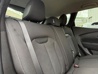 Renault Kadjar 1.5 dCi Dynamique Nav SUV 5dr Diesel EDC Euro 6 (s/s) (110 ps)