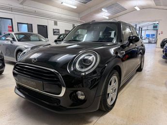 Mini Hatch 1.5 Cooper Hatchback 5dr Petrol Steptronic Euro 6 (s/s) (136 ps)