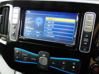 Nissan e-NV200 Tekna Panel Van 5dr Electric Auto SWB (Rapid) (109 ps)