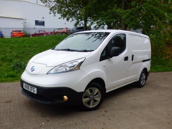 Nissan e-NV200 Tekna Panel Van 5dr Electric Auto SWB (Rapid) (109 ps)