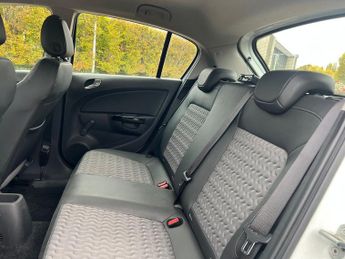 Vauxhall Corsa 1.4 16V SE Hatchback 5dr Petrol Auto Euro 5 (100 ps)