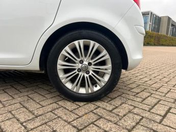 Vauxhall Corsa 1.4 16V SE Hatchback 5dr Petrol Auto Euro 5 (100 ps)