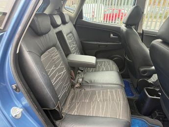 Kia Venga 1.6 CRDi EcoDynamics 3 MPV 5dr Diesel Manual Euro 5 (s/s) (Sat N