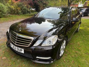 Mercedes E Class 3.0 E350 CDI V6 BlueEfficiency Sport Estate 5dr Diesel G-Tronic+