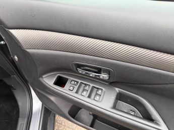 Mitsubishi Outlander 2.2 DI-D 3 SUV 5dr Diesel Auto 4WD Euro 6 (147 ps)