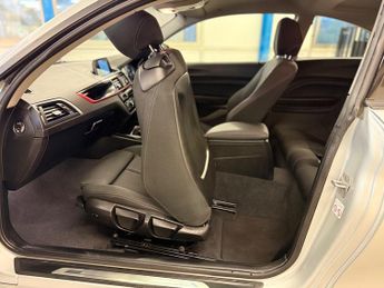 BMW 2 Series 2.0 220i GPF Sport Coupe 2dr Petrol Auto Euro 6 (s/s) (184 ps)