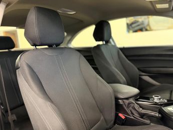 BMW 2 Series 2.0 220i GPF Sport Coupe 2dr Petrol Auto Euro 6 (s/s) (184 ps)