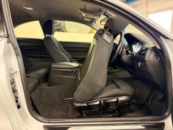 BMW 2 Series 2.0 220i GPF Sport Coupe 2dr Petrol Auto Euro 6 (s/s) (184 ps)