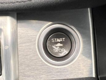 Land Rover Range Rover Evoque 2.0 TD4 SE Tech Auto 4WD Euro 6 (s/s) 3dr