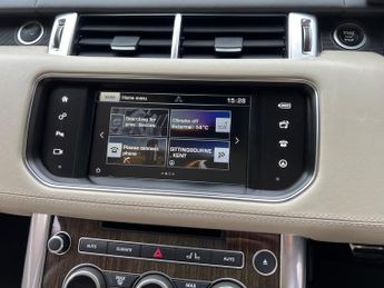 Land Rover Range Rover Sport 3.0 SD V6 Autobiography Dynamic SUV 5dr Diesel Auto 4WD Euro 6 (