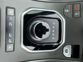 Land Rover Range Rover Evoque 2.0 TD4 HSE Dynamic SUV 5dr Diesel Auto 4WD Euro 6 (s/s) (180 ps