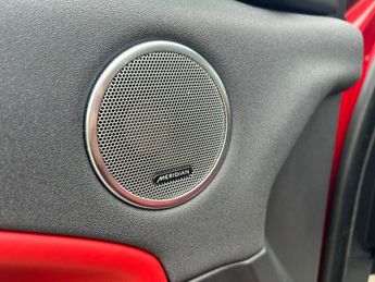 Land Rover Range Rover Evoque 2.0 TD4 HSE Dynamic SUV 5dr Diesel Auto 4WD Euro 6 (s/s) (180 ps