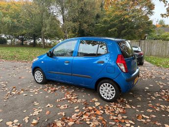 Hyundai i10 1.2 Classic Hatchback 5dr Petrol Manual Euro 4 (77 bhp)