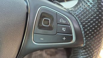 Mercedes-Benz E Class 2.0 E220d SE (Premium) Estate 5dr Diesel G-Tronic+ Euro 6 (s/s) 