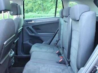 Volkswagen Tiguan 2.0 TSI SEL SUV 5dr Petrol DSG 4Motion Euro 6 (s/s) (190 ps)