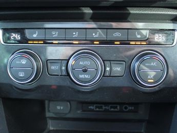 Volkswagen Tiguan 2.0 TSI SEL SUV 5dr Petrol DSG 4Motion Euro 6 (s/s) (190 ps)