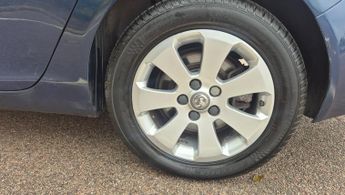 Vauxhall Insignia 2.0 CDTi SE Sports Tourer 5dr Diesel Auto Euro 5 (163 ps)