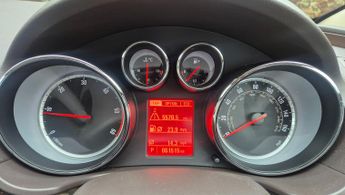 Vauxhall Insignia 2.0 CDTi SE Sports Tourer 5dr Diesel Auto Euro 5 (163 ps)
