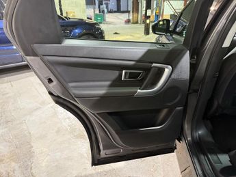 Land Rover Discovery Sport 2.0 TD4 HSE SUV 5dr Diesel Auto 4WD Euro 6 (s/s) (180 ps)